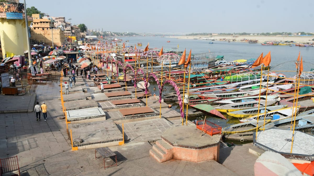 काशी का पारा 42.8 डिग्री: गंगा और घाटों पर सन्नाटा...तप रहीं सड़कें, यूपी का तीसरा सबसे गर्म शहर; अलर्ट जारी