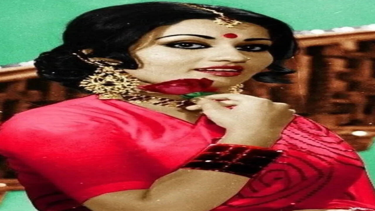 पूरे देश की धड़कन है रीना रॉय के ये 7 गाने, खूब सुनते हैं लोग