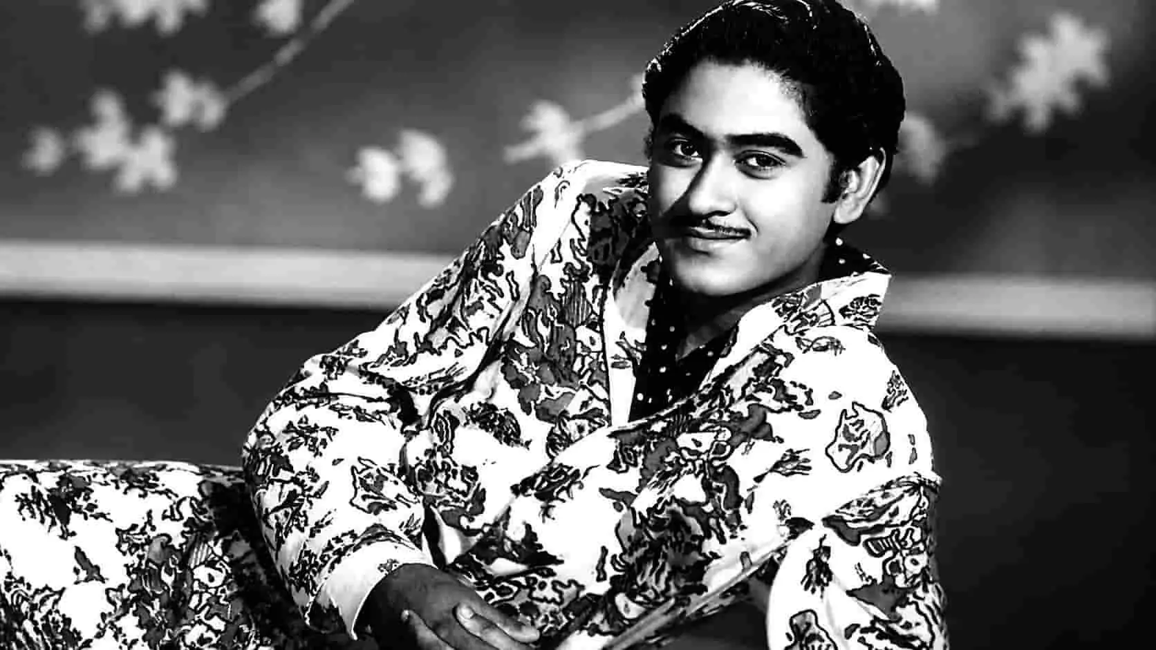 कौन है Kishore Kumar? वो आवाज़ जो आज भी हर दिल में ज़िंदा है!