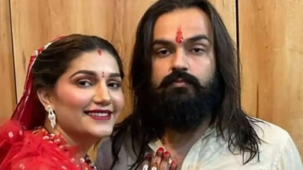 सपना चौधरी ने प्यार पर दिए चौंकाने वाले बयान, फैंस में मची हलचल