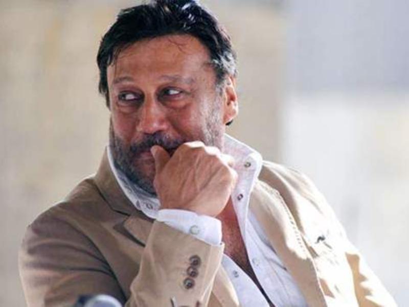 पहली फिल्म के लिए संघर्ष कर रहे थे सुपरस्टार, तब Jackie Shroff ने की मदद
