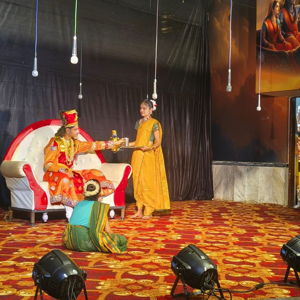 सच्ची कलाएं सही रास्ता दिखाती हैं:अभिव्यक्ति कला मंच के नाट्य शिविर का समापन; इंटरनेट, टीवी के जरिए छद्म कलाएं परोसी जा रहीं