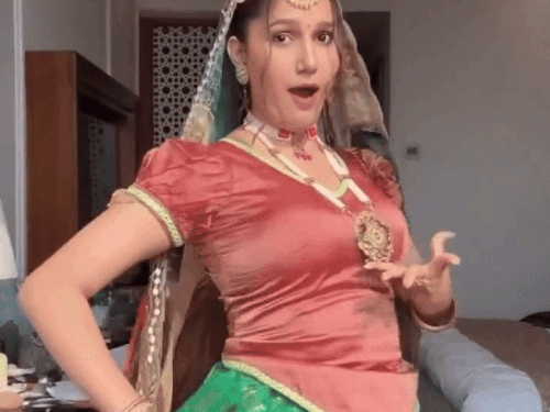 'सुनो सखी...' पोस्ट से सपना चौधरी ने दिया क्या खास संदेश? फैंस कर रहे चर्चा