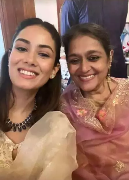 मीरा राजपूत के 'हेल्थ बार' पर सुप्रिया पाठक का रिएक्शन, कहा-ऐसी चीजें सिर्फ तुम ही खा सकती हो